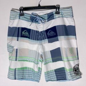 Quiksilver White, Blue and Green Board Shorts Swim Shorts XL